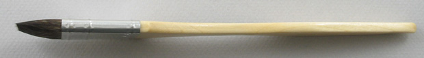 Siberian Squirrel 2504 Flat Wash # 40 Brush: Full Length Profile Shot